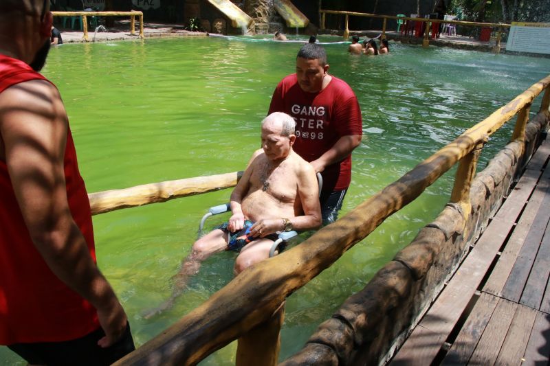 Ação do ILPI no balneário da Família no Curuçambá