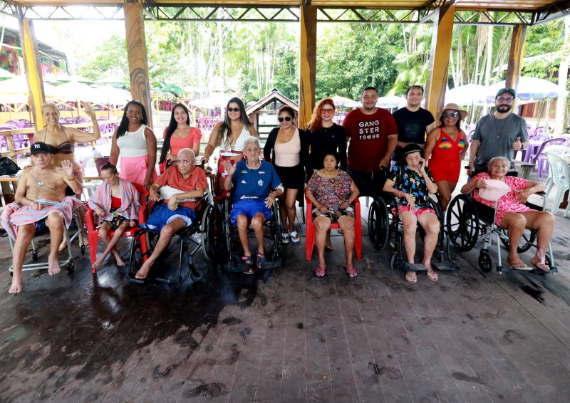 Ação do ILPI no balneário da Família no Curuçambá