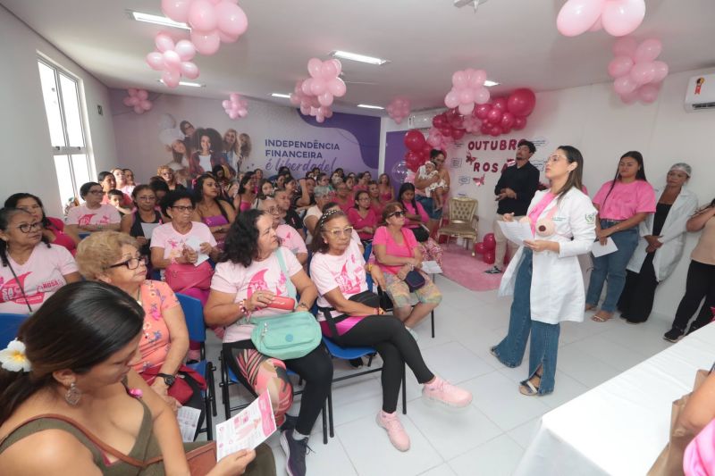 Ação em alusão ao Outubro Rosa