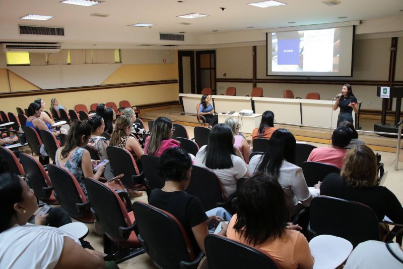 Capacita Suas e entrega de prêmios no auditório Unama BR