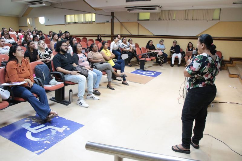 Capacita Suas e entrega de prêmios no auditório Unama BR