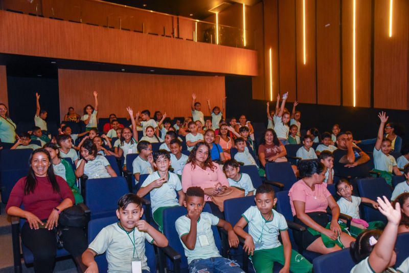 Visita guiada no parque Vila Maguary dos alunos da escola Gregório de Almeida Brito