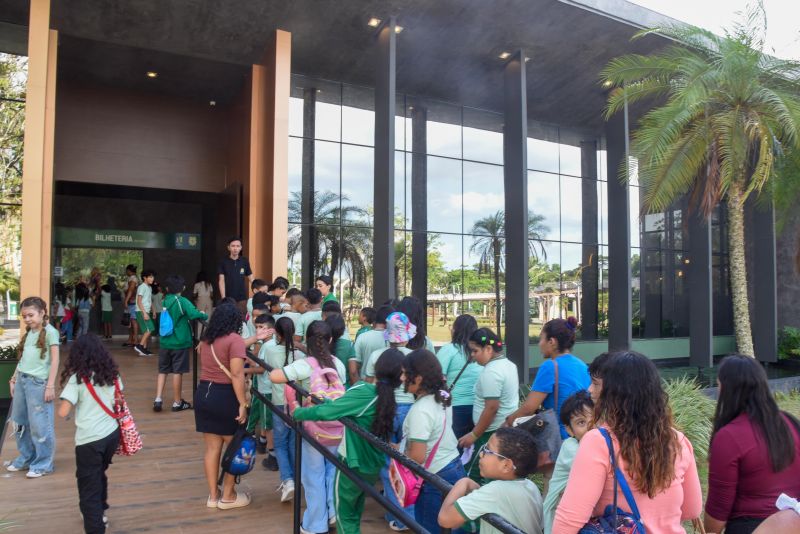 Visita guiada no parque Vila Maguary dos alunos da escola Gregório de Almeida Brito
