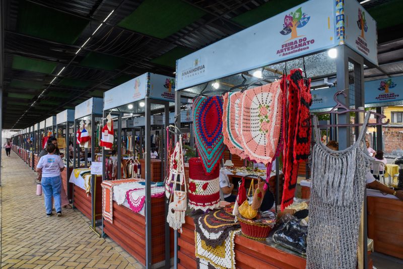 Imagens da feira do Artesanato