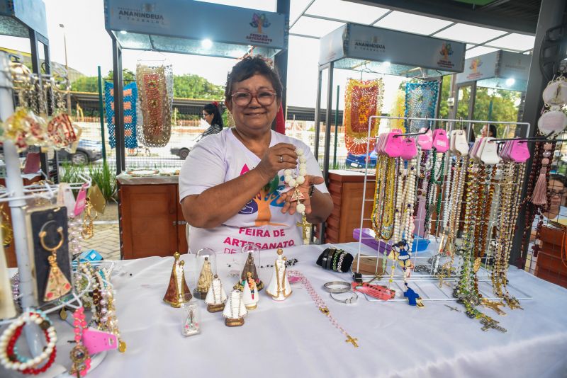 Imagens da feira do Artesanato
