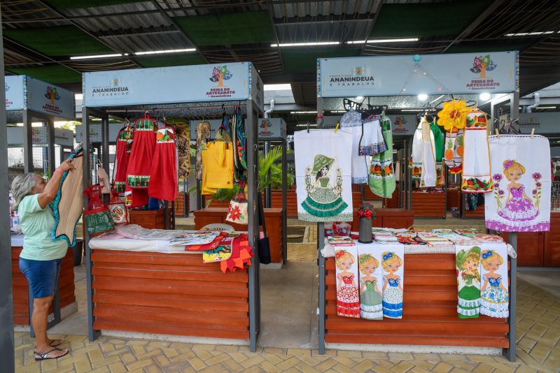 Imagens da feira do Artesanato