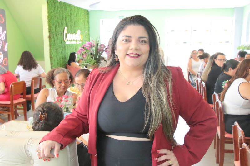 Certificação Doces que Encantam na Caramella avenida três corações