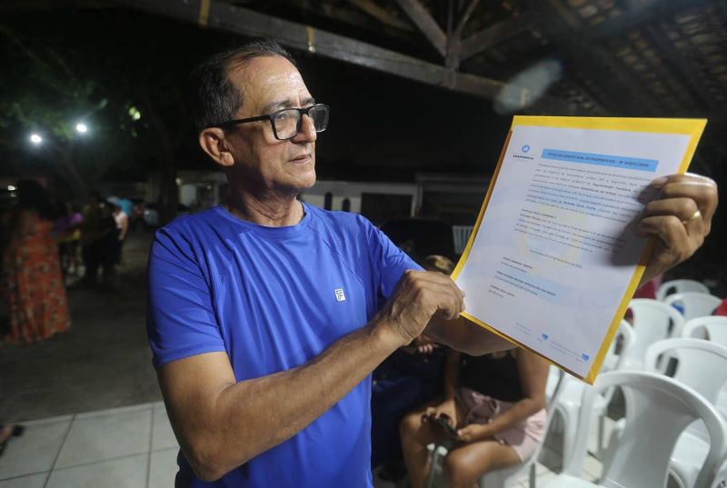 Entrega títulos de propriedade na estrada do Icui Guajará Il