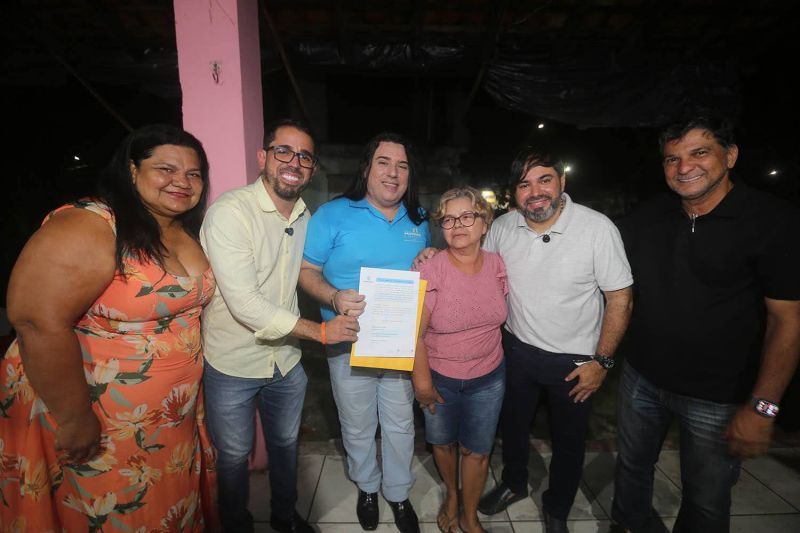 Entrega títulos de propriedade na estrada do Icui Guajará Il