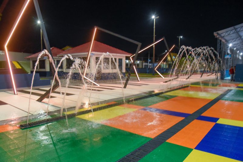 Praça Parque das Águas e Casa da Cultura em Águas Lindas