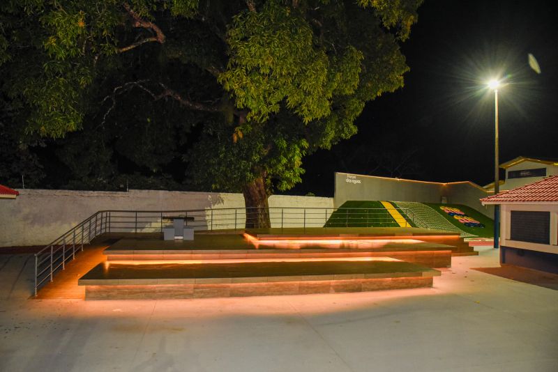 Praça Parque das Águas e Casa da Cultura em Águas Lindas