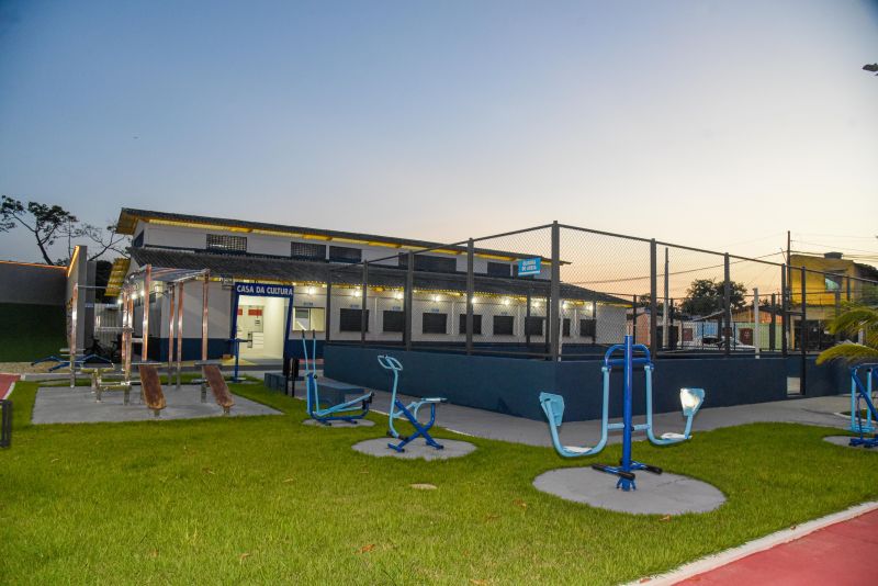 Praça Parque das Águas e Casa da Cultura em Águas Lindas