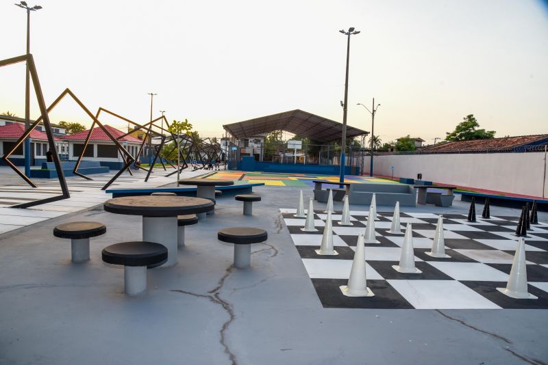 Praça Parque das Águas e Casa da Cultura em Águas Lindas