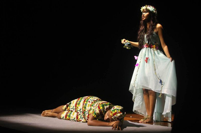 O Herdeiro Cativo do Reino de Mamwe, pauta Racial no teatro Municipal