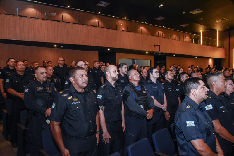 Aula Inaugural de capacitação do porte institucional no teatro Municipal
