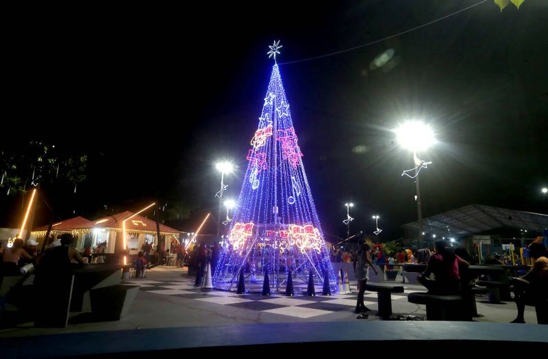 Abertura Natal do Amor no lado Sul Parque das Águas em Águas Lindas