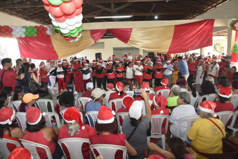 Culminância de Natal CRAS e CREAS na Igreja Matriz