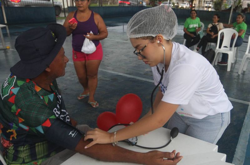 Ação Dezembro Vermelho no Park Anne