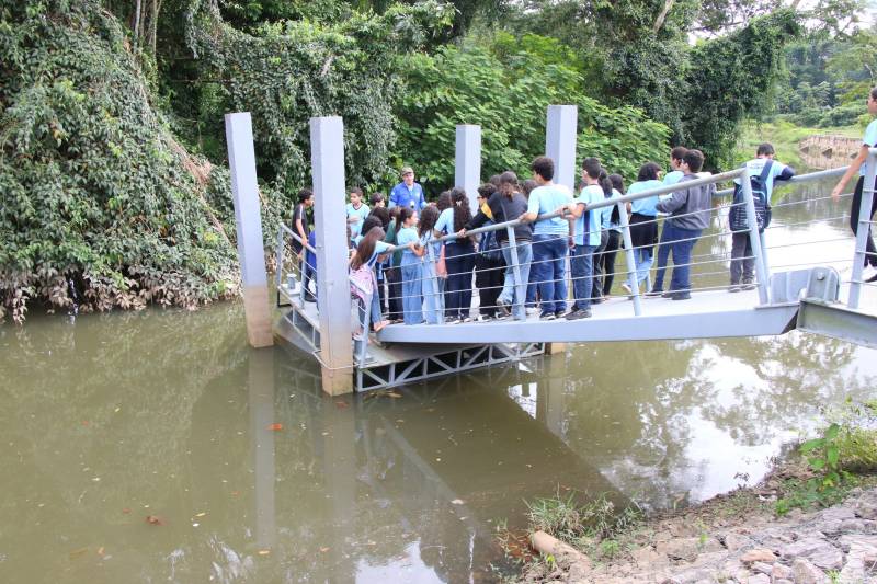 Educação Ambiental no rio Maguary, que nasce em Ananindeua e deságua no Amazonas.