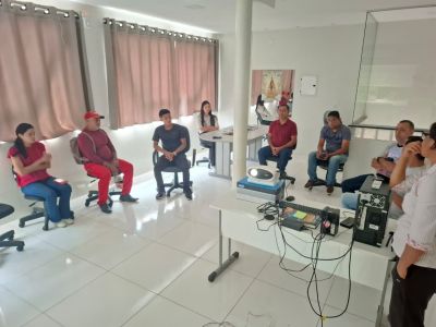 Reunião discute criação de cooperativa fluvial para atender comunidades ribeirinhas de Ananindeua