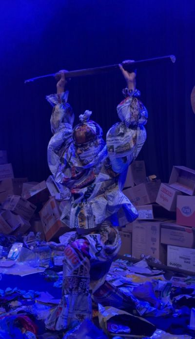 Teatro de Ananindeua recebe o espetáculo “Excesso: até onde a vida  suporta?” que mobiliza reflexões sobre resíduos e justiça social