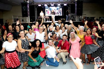 Uma noite de brilho, música e celebração marca o Baile dos Idosos “Anos Dourados” em Ananindeua