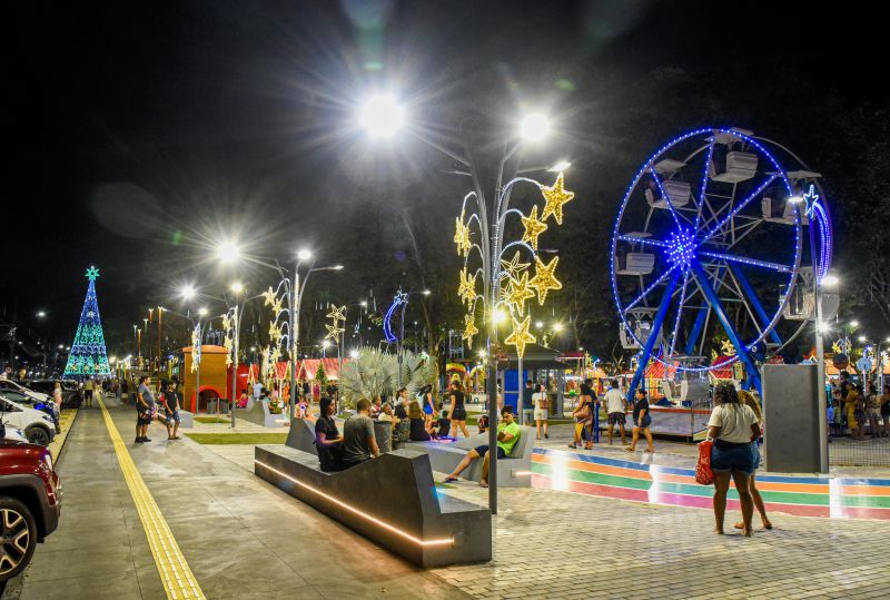 imagens Natalinas do parque do 8 na Cidade Nova Vlll