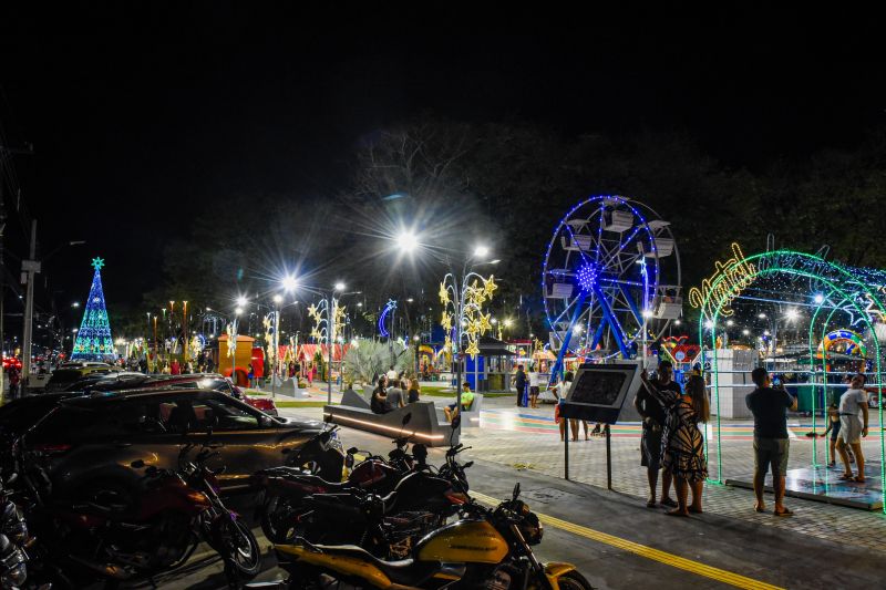 imagens Natalinas do parque do 8 na Cidade Nova Vlll