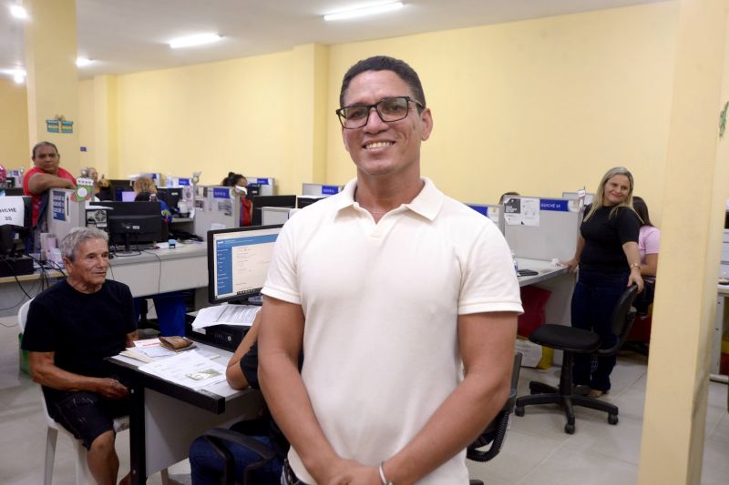 Entrega de centrais de refrigeração pela SEMCAT