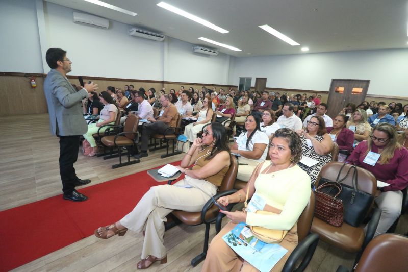 Certificação de Gestores da Educação no auditório da SEMED