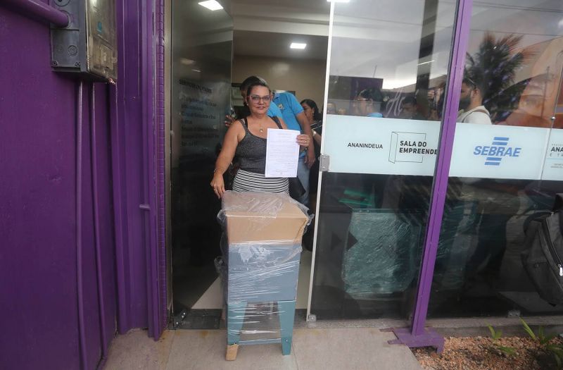 Entrega de tanque de Branqueamento na Casa do Açaí