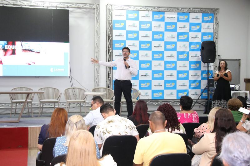 Certificação de Gestores da Educação no auditório da SEMED