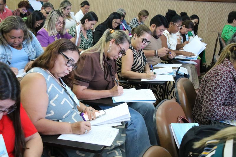 Certificação de Gestores da Educação no auditório da SEMED