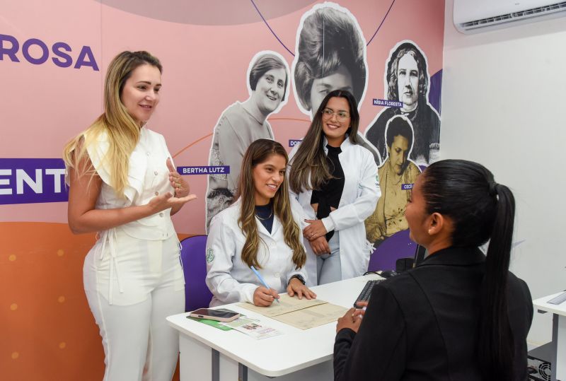 Casa da Mulher Brasileira com roda de conversa Janeiro Branco