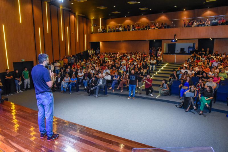 PPP Educação Infantil no Teatro Municipal de Ananindeua