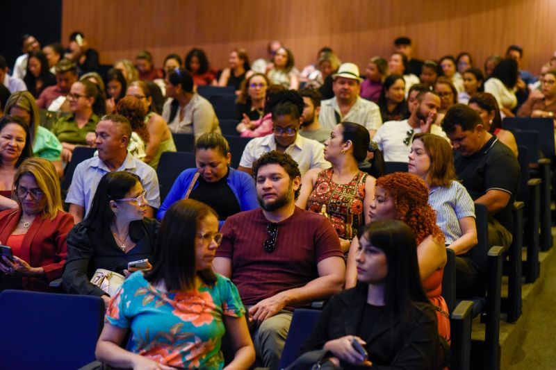 PPP Educação Infantil no Teatro Municipal de Ananindeua