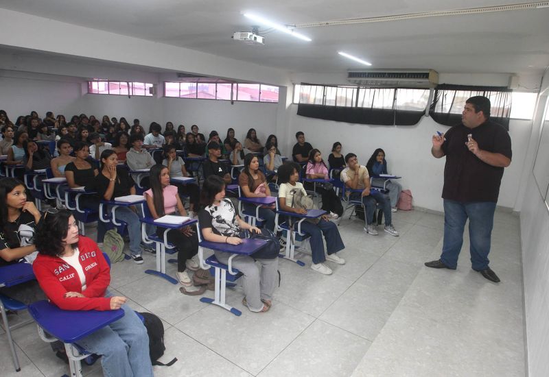 Aula inaugural do cursinho municipal de Ananindeua