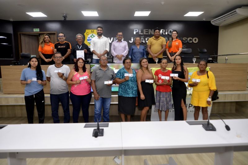 Entrega de CAF+ na câmara municipal de Ananindeua