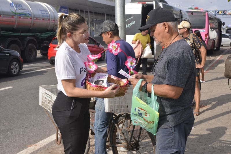 Blitz Educativa Não é Não no Mercado Central