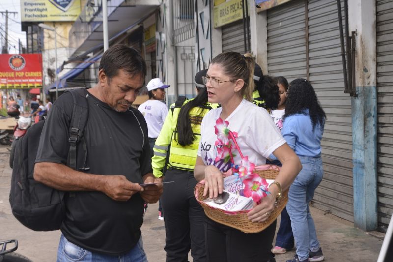 Blitz Educativa Não é Não no Mercado Central