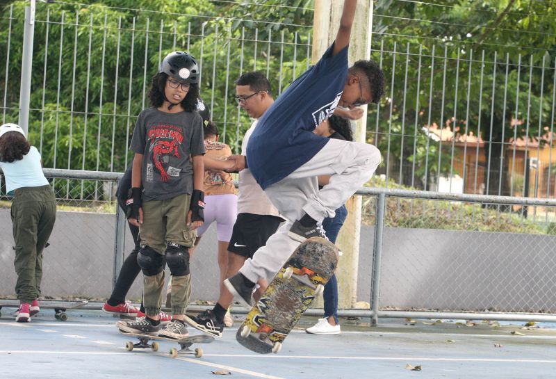 Café com skate no Céu das Artes