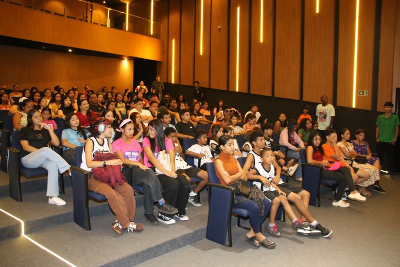 Fluxo com respeito campanha de prevenção no combate a gravidez precoce no Parque Cultural Maguary