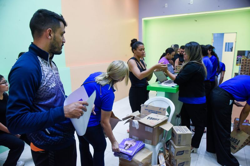 Entrega dos Kits da Corrida da Mulher