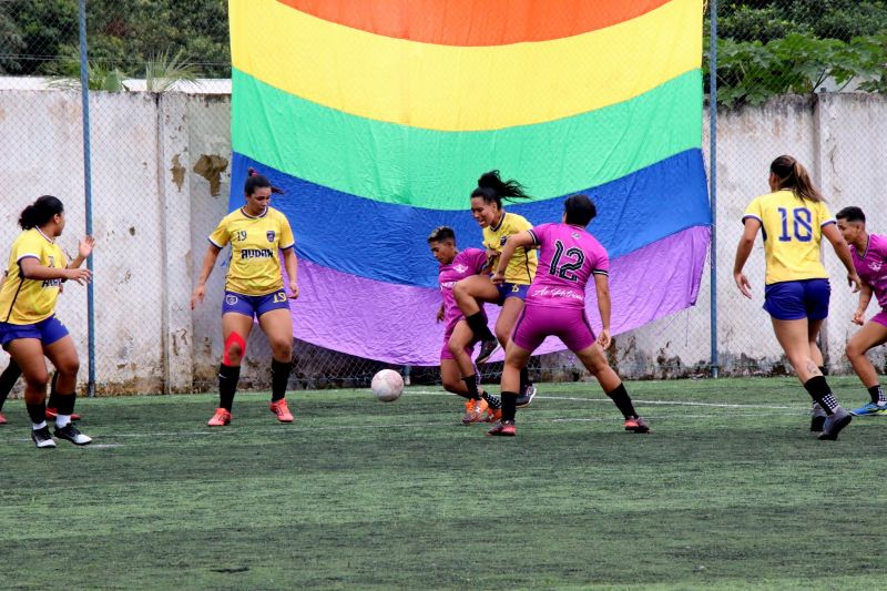 Quinta edição da copa de Futebol Arco-Íris na arena Power Foot