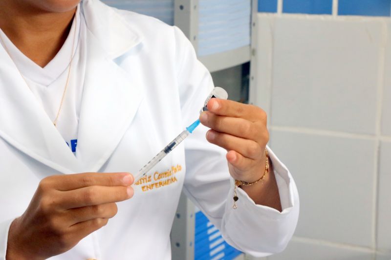 Campanha de vacinação dos servidores da educação na SEMED