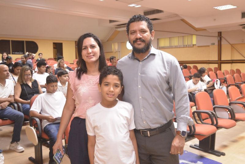 Aula inaugural do Projeto Anjos da Guarda no auditório Unama Ananindeua