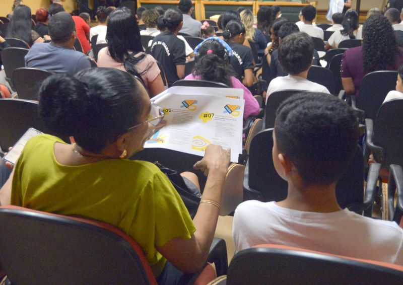 Aula inaugural do Projeto Anjos da Guarda no auditório Unama Ananindeua