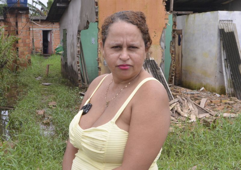 Apoio para famílias atingidas pelo alagamento no bairro do Aurá
