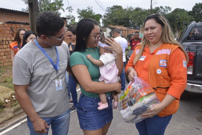 Apoio para famílias atingidas pelo alagamento no bairro do Aurá