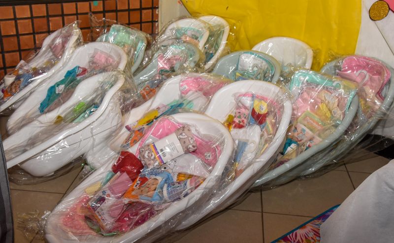 Entrega de Kits Enxoval no CRAS Daniel Reis